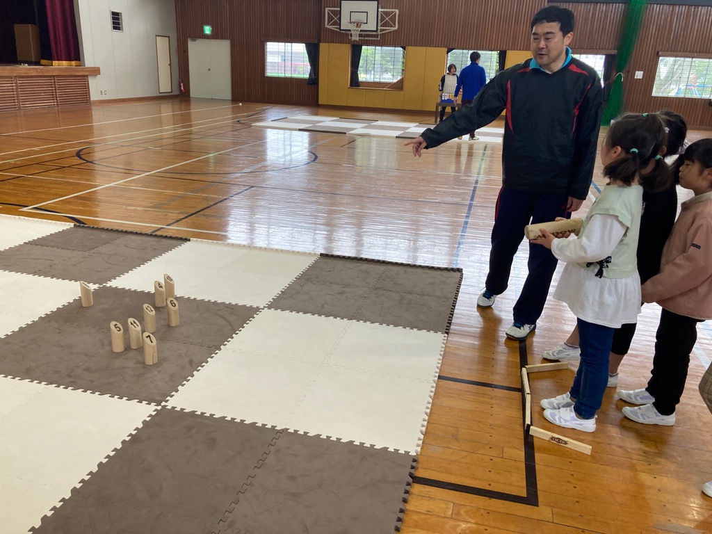 モルック競技説明の様子