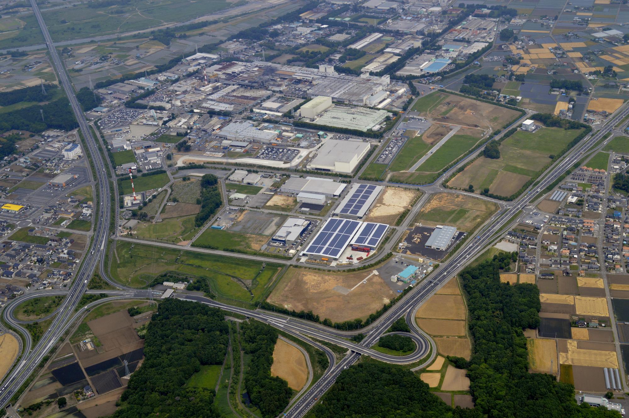 工業団地周辺を上空から写した写真