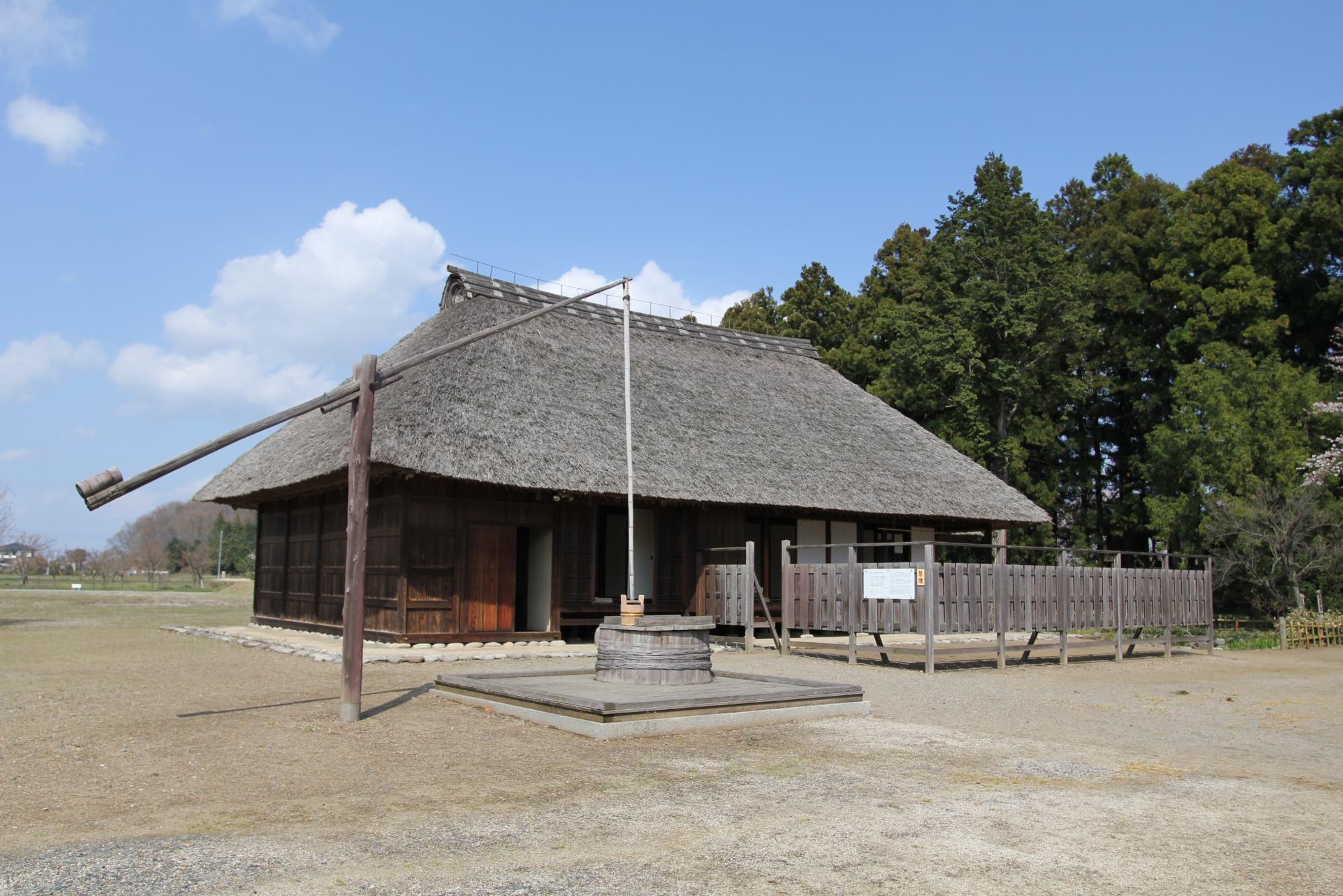 折り返し地点付近の桜町陣屋跡