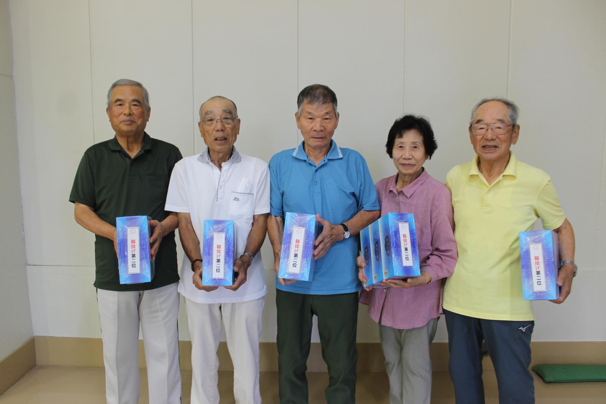 輪投げ入賞「高間木福寿会」のみなさん