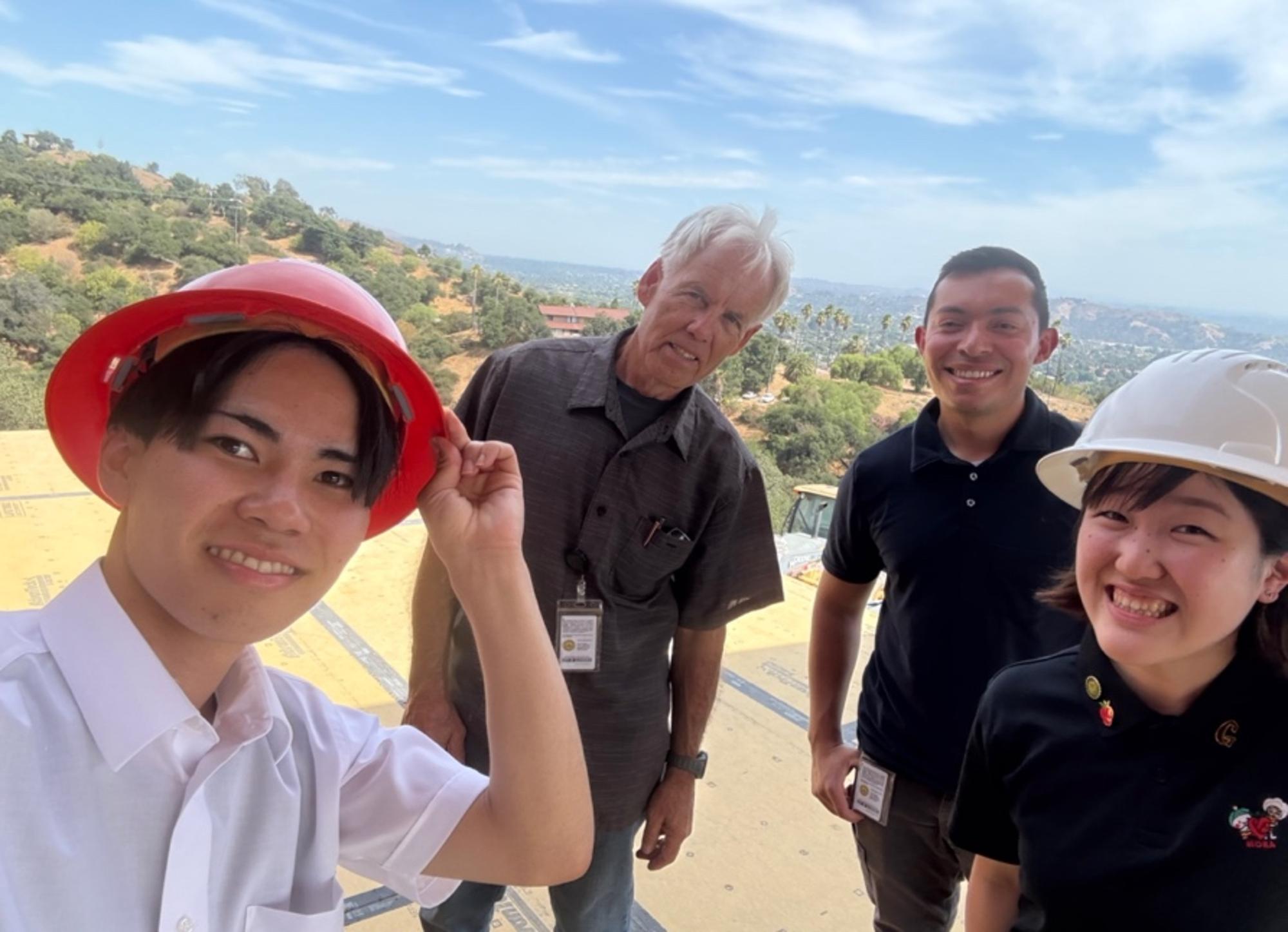 インターン生活動