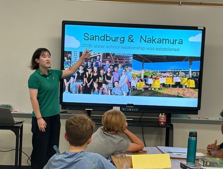 インターン生活動