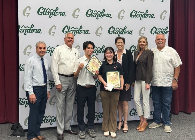 インターン生活動